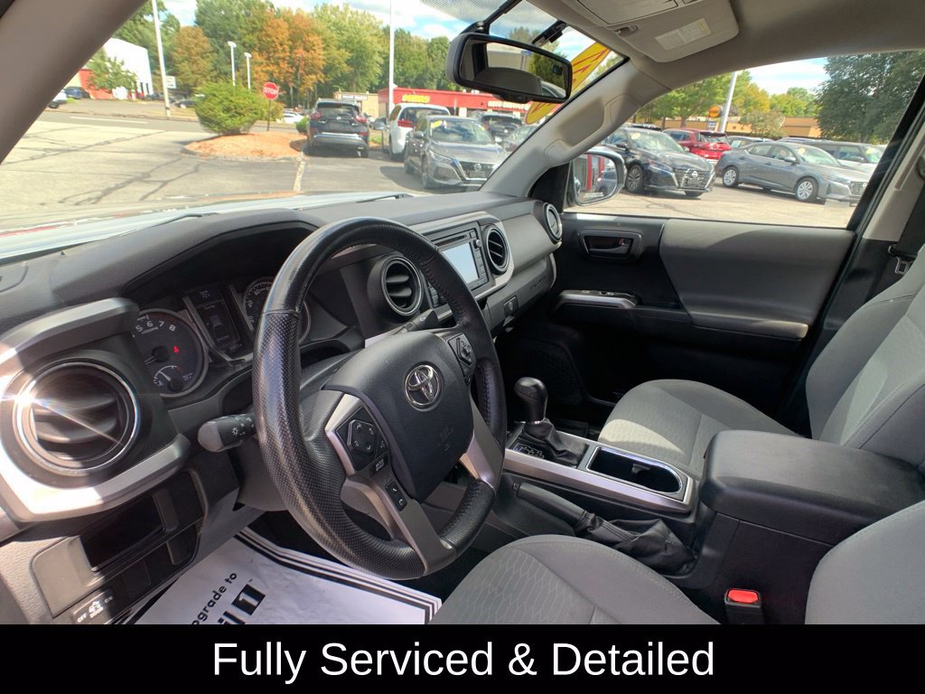 Used 2017 Toyota Tacoma SR5 w/ Tow Package AWD/4WD image 13
