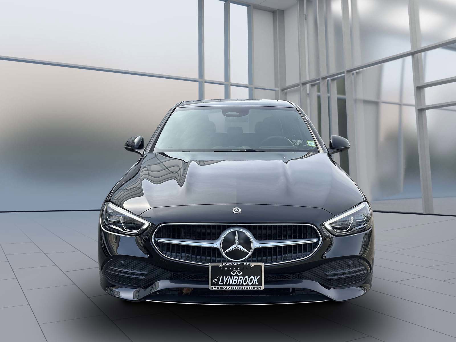 Used 2025 Mercedes-Benz C 300 4MATIC Sedan image 2