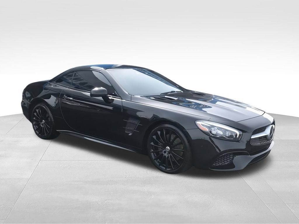 Used 2017 Mercedes-Benz SL 450 image 2