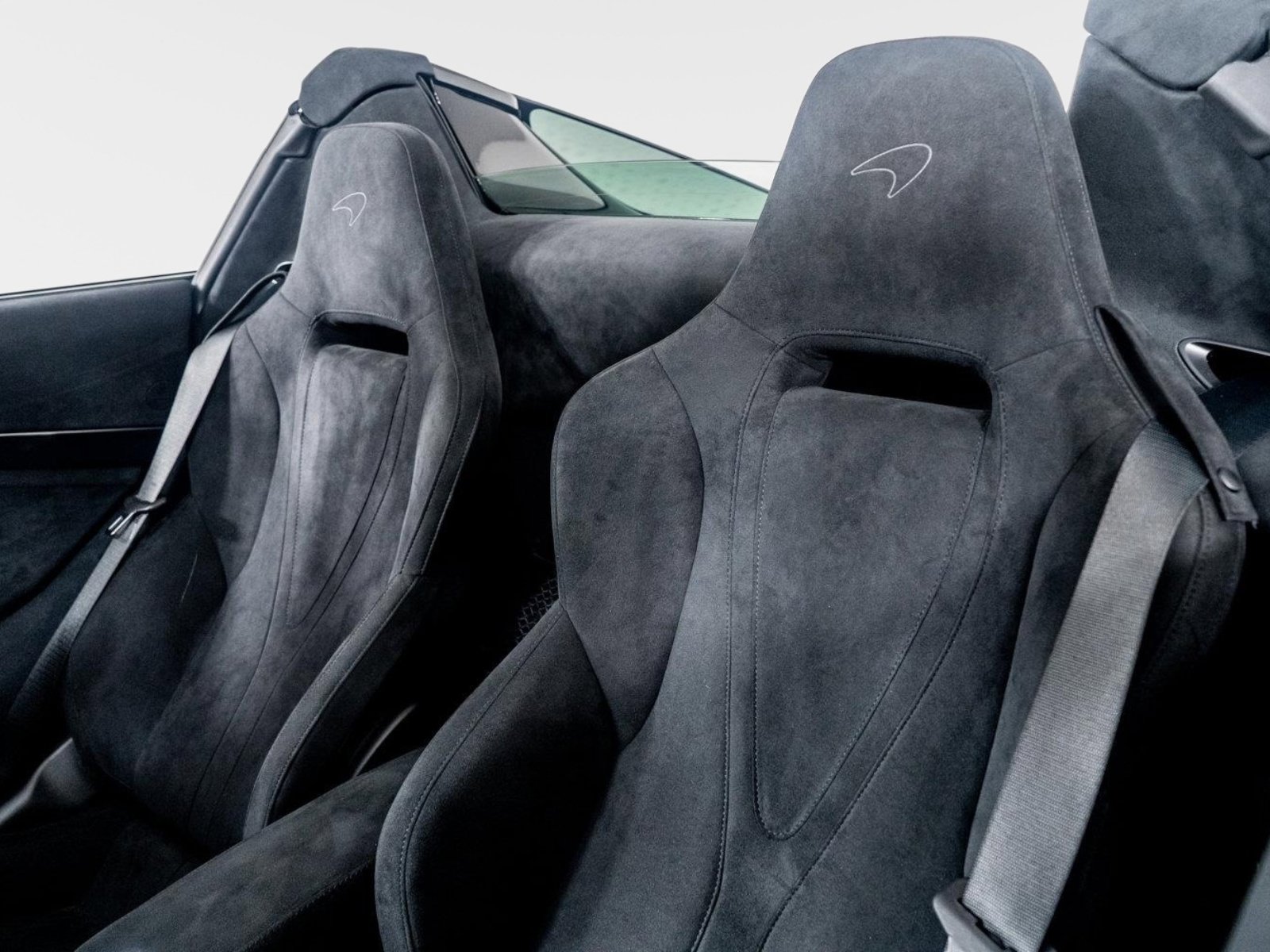 Used 2024 McLaren 750S Spider image 3