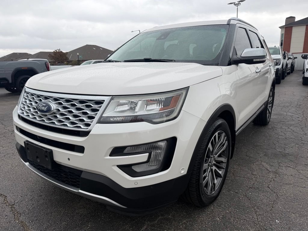 Used 2016 Ford Explorer Platinum AWD/4WD image 10