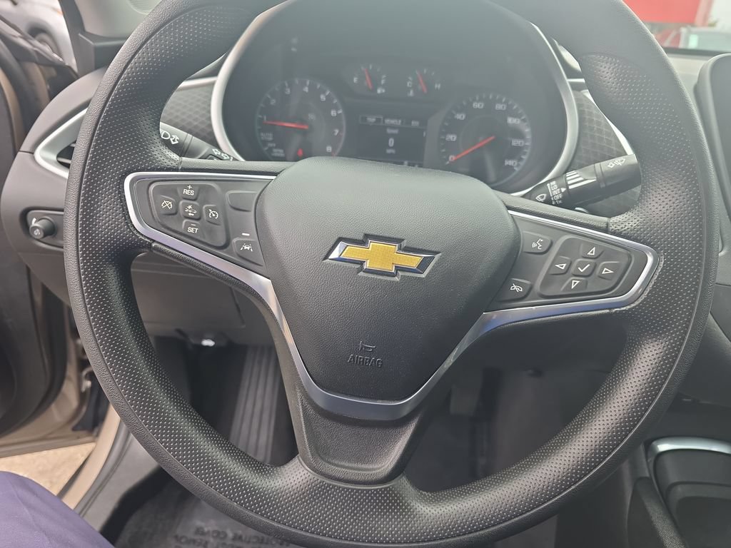 Used 2023 Chevrolet Malibu LT FWD image 13