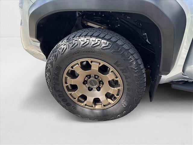 Used 2024 Toyota Tacoma 4x4 Double Cab Hybrid image 16