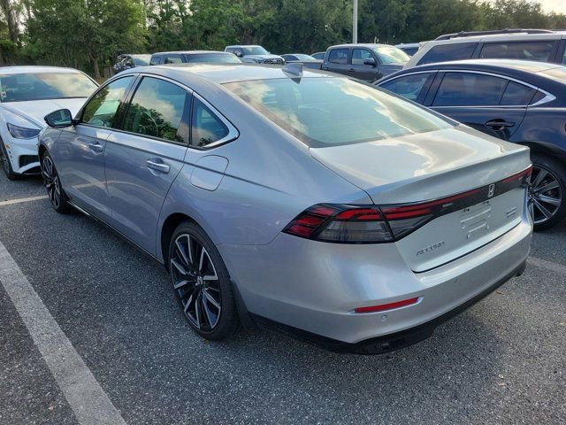 Used 2024 Honda Accord Touring image 6