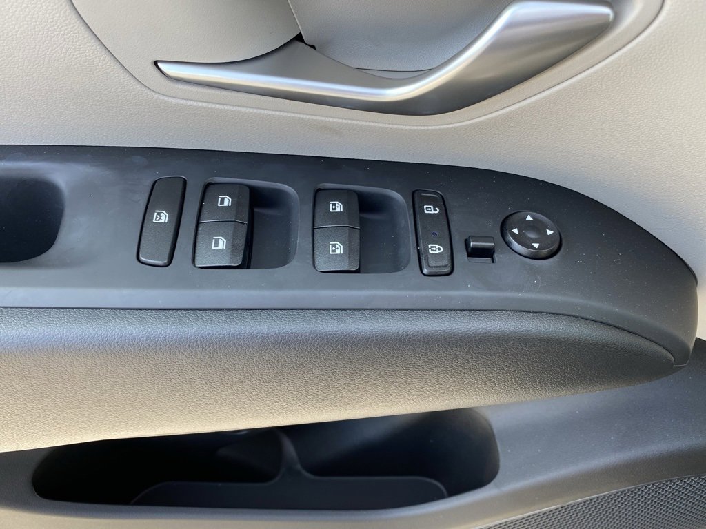 Used 2024 Hyundai Tucson Blue image 15