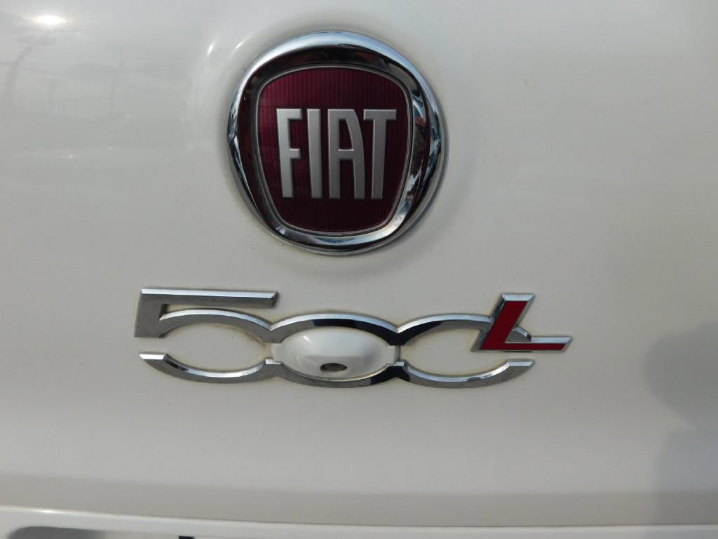 Used 2014 FIAT 500L Lounge FWD image 10