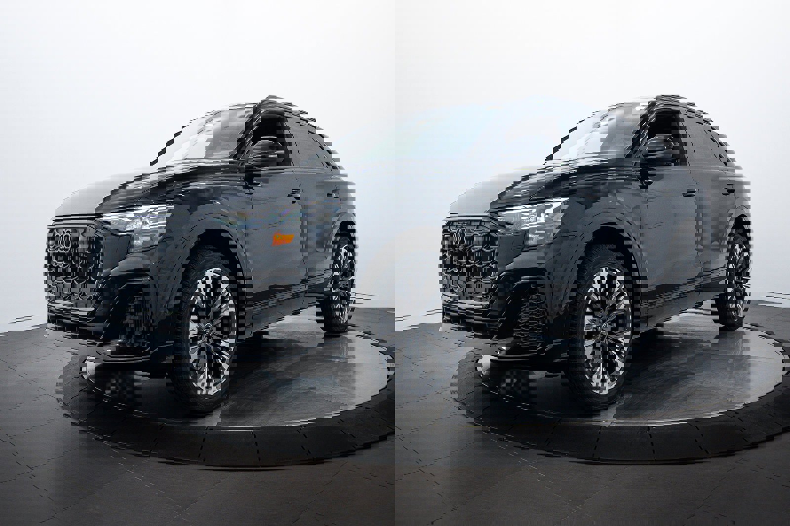 New 2025 Audi Q8 Premium Plus image 6