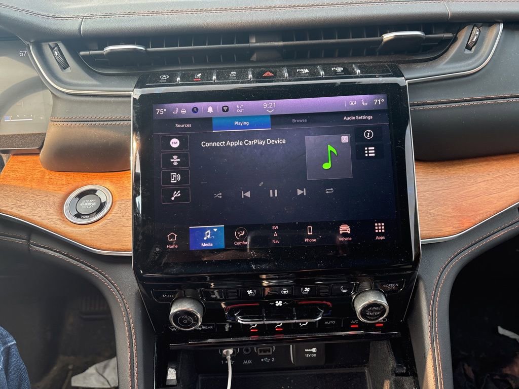 Used 2021 Jeep Grand Cherokee L Summit image 14