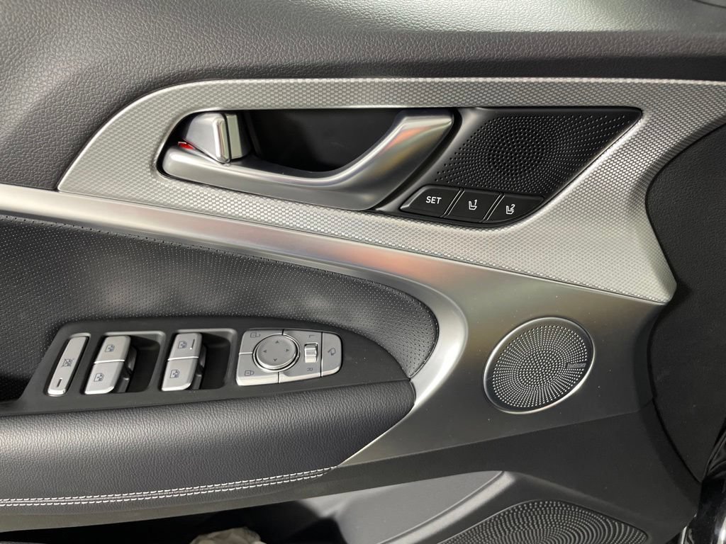 New 2026 Genesis G70 2.5T Prestige AWD/4WD image 19