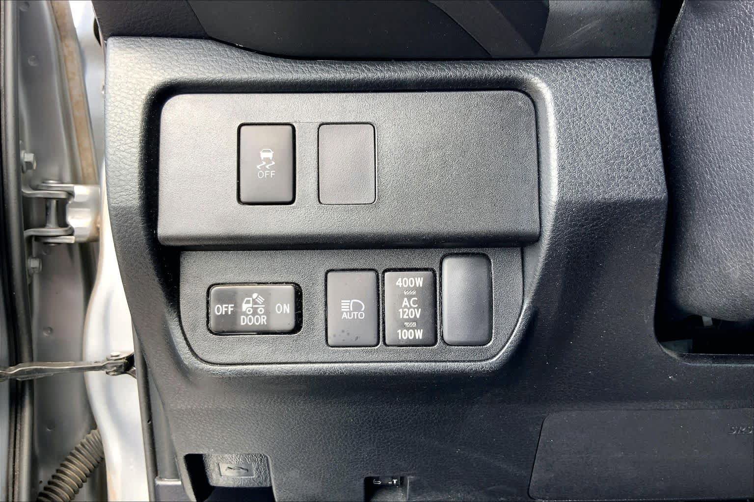 Used 2021 Toyota Tacoma TRD Sport w/ Technology Package RWD image 33