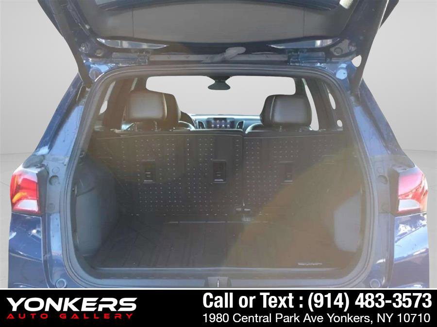 Used 2022 Chevrolet Equinox RS w/ Infotainment Package image 17
