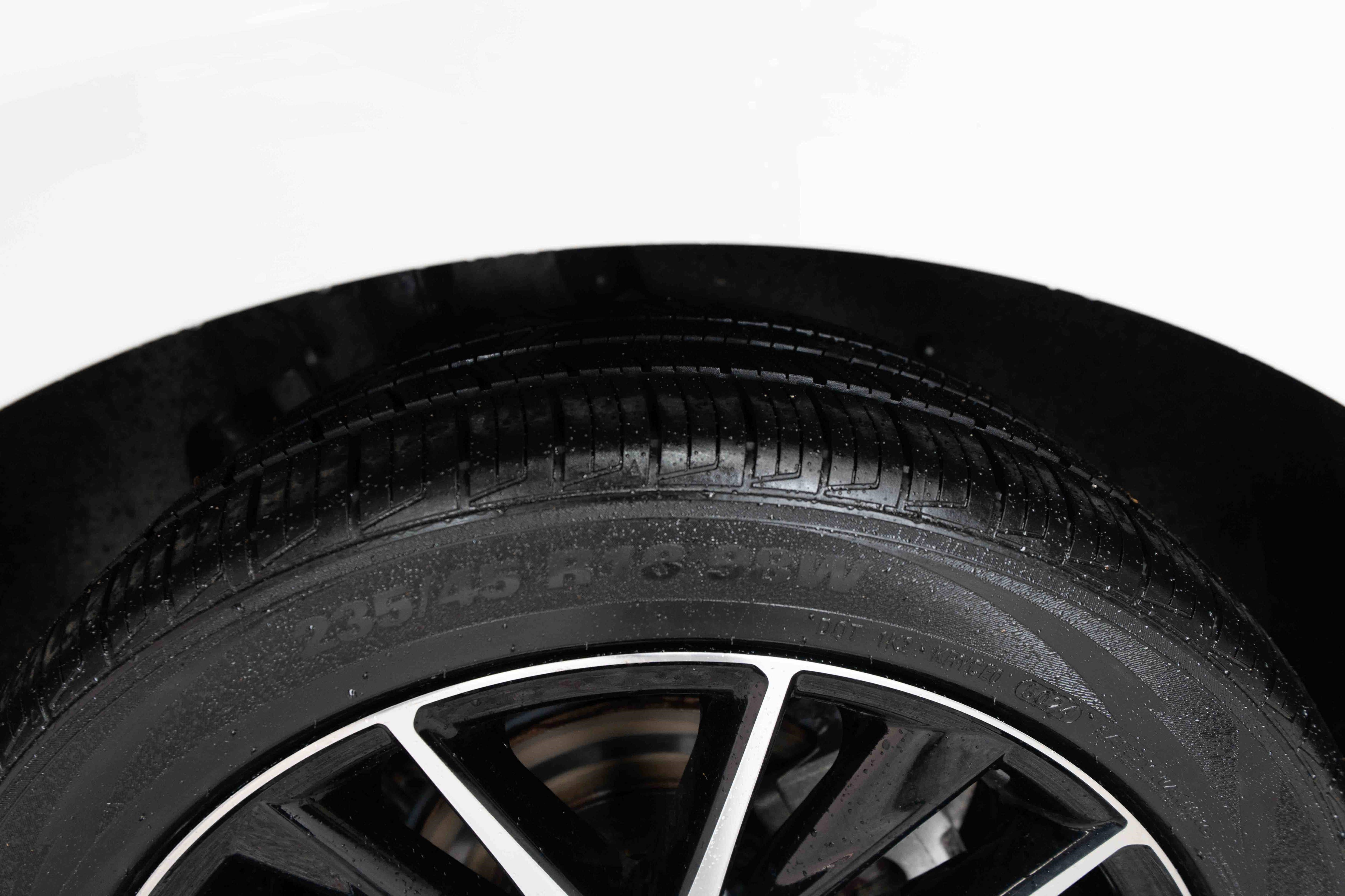 Used 2024 Toyota Camry SE image 29