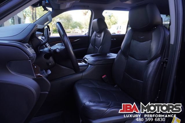 Used 2018 Cadillac Escalade Premium Luxury AWD/4WD image 84
