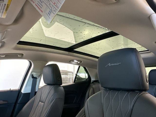 Used 2023 Buick Envision Avenir AWD/4WD image 25