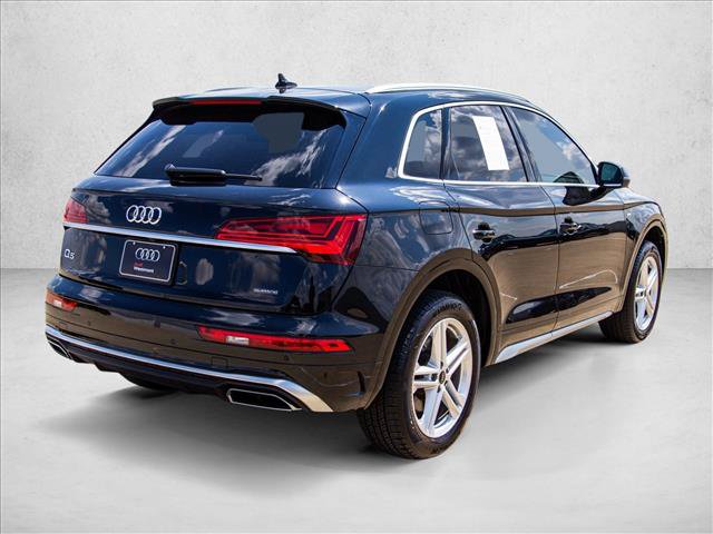Certified 2024 Audi Q5 e Premium w/ Convenience Package AWD/4WD image 5