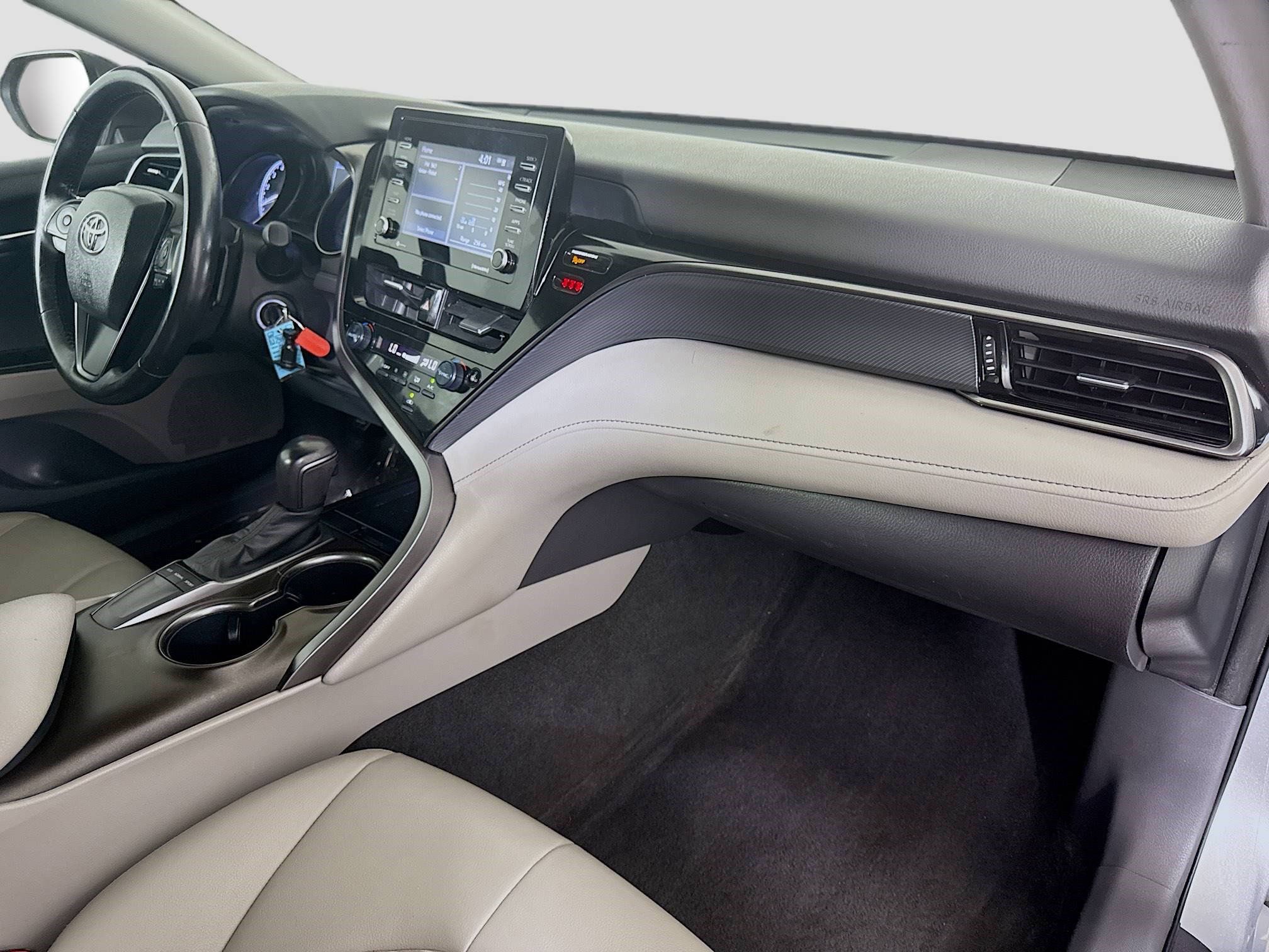 Used 2023 Toyota Camry SE image 27
