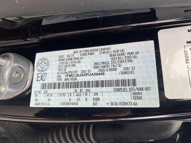 Used 2023 Ford Escape Platinum AWD/4WD image 25