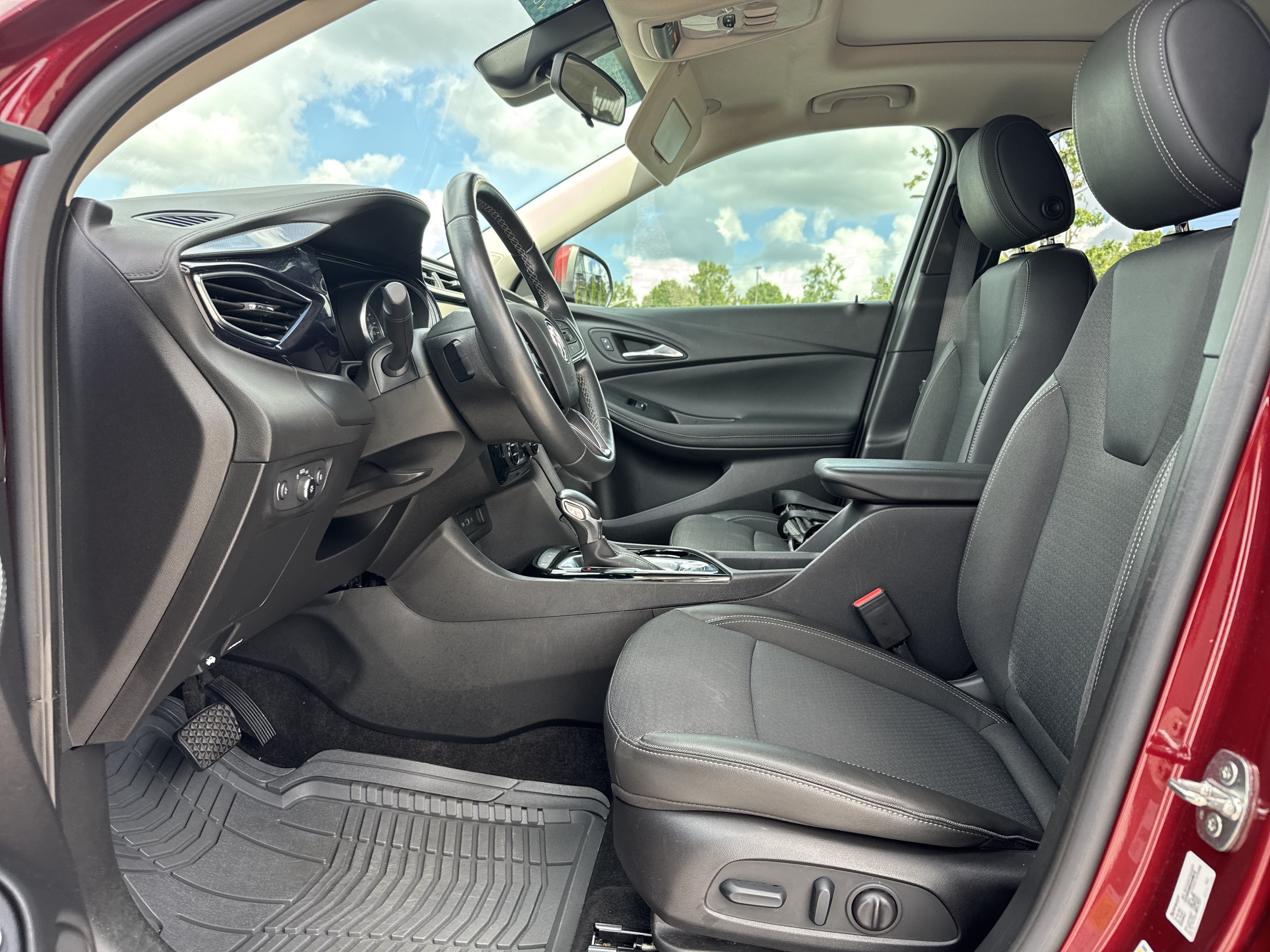 Used 2023 Buick Encore GX Select w/ Experience Buick Package FWD image 16
