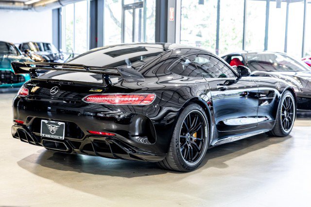 Used 2018 Mercedes-Benz AMG GT R image 6