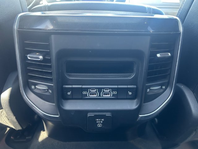 Used 2021 RAM 1500 Laramie AWD/4WD image 18