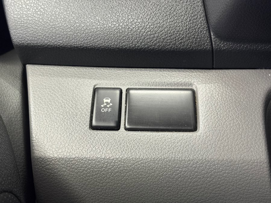 Used 2019 Nissan NV200 S FWD image 26