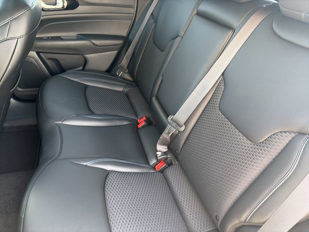 New 2026 Jeep Compass Latitude image 30