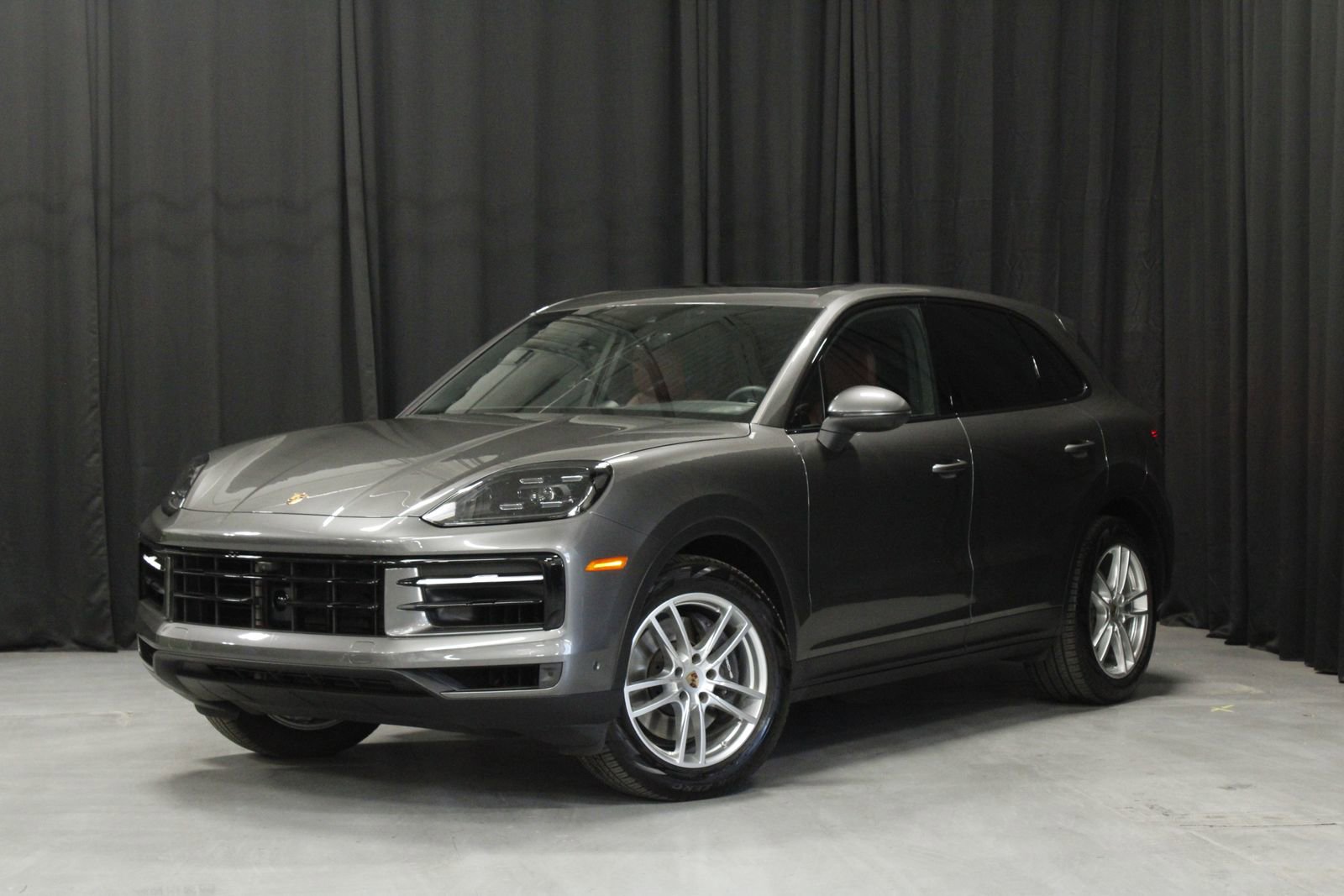Certified 2025 Porsche Cayenne AWD/4WD video 1