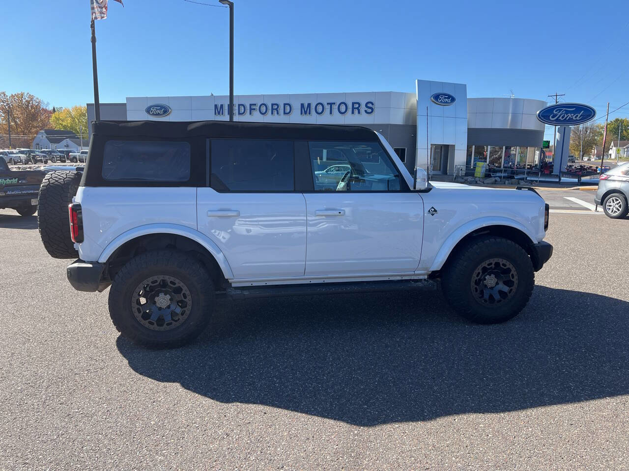 Used 2023 Ford Bronco Outer Banks image 8