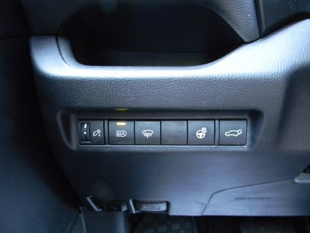 Used 2019 Toyota RAV4 XLE AWD/4WD image 13