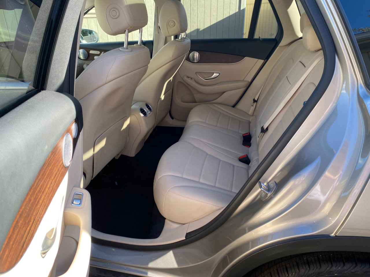 Used 2021 Mercedes-Benz GLC 300 4MATIC image 14