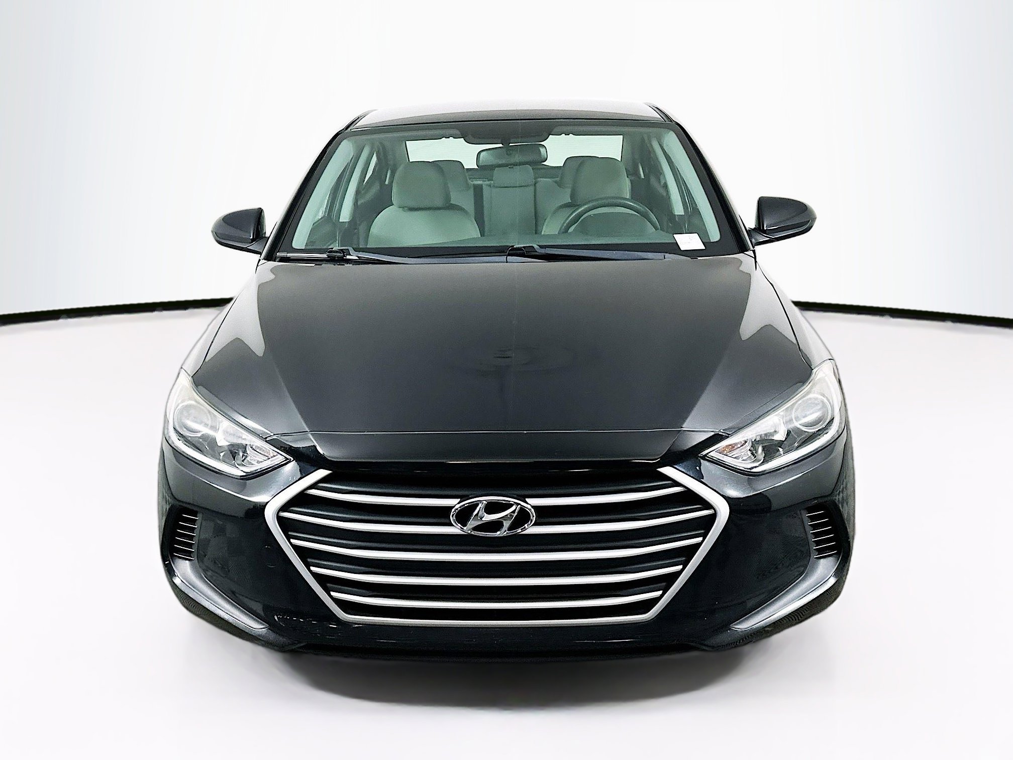 Used 2018 Hyundai Elantra SEL FWD image 2