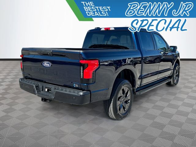 Used 2025 Ford F150 Lightning Flash image 5