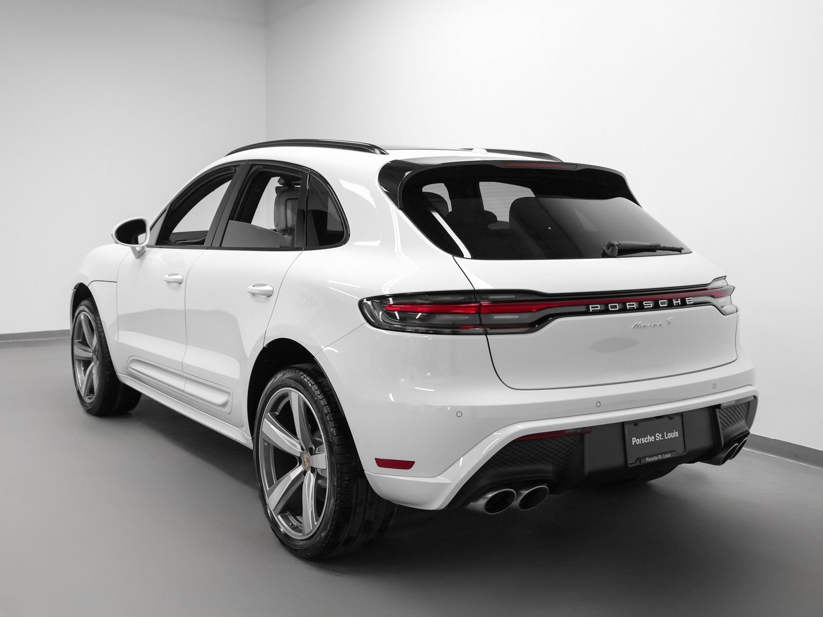 New 2026 Porsche Macan S image 3