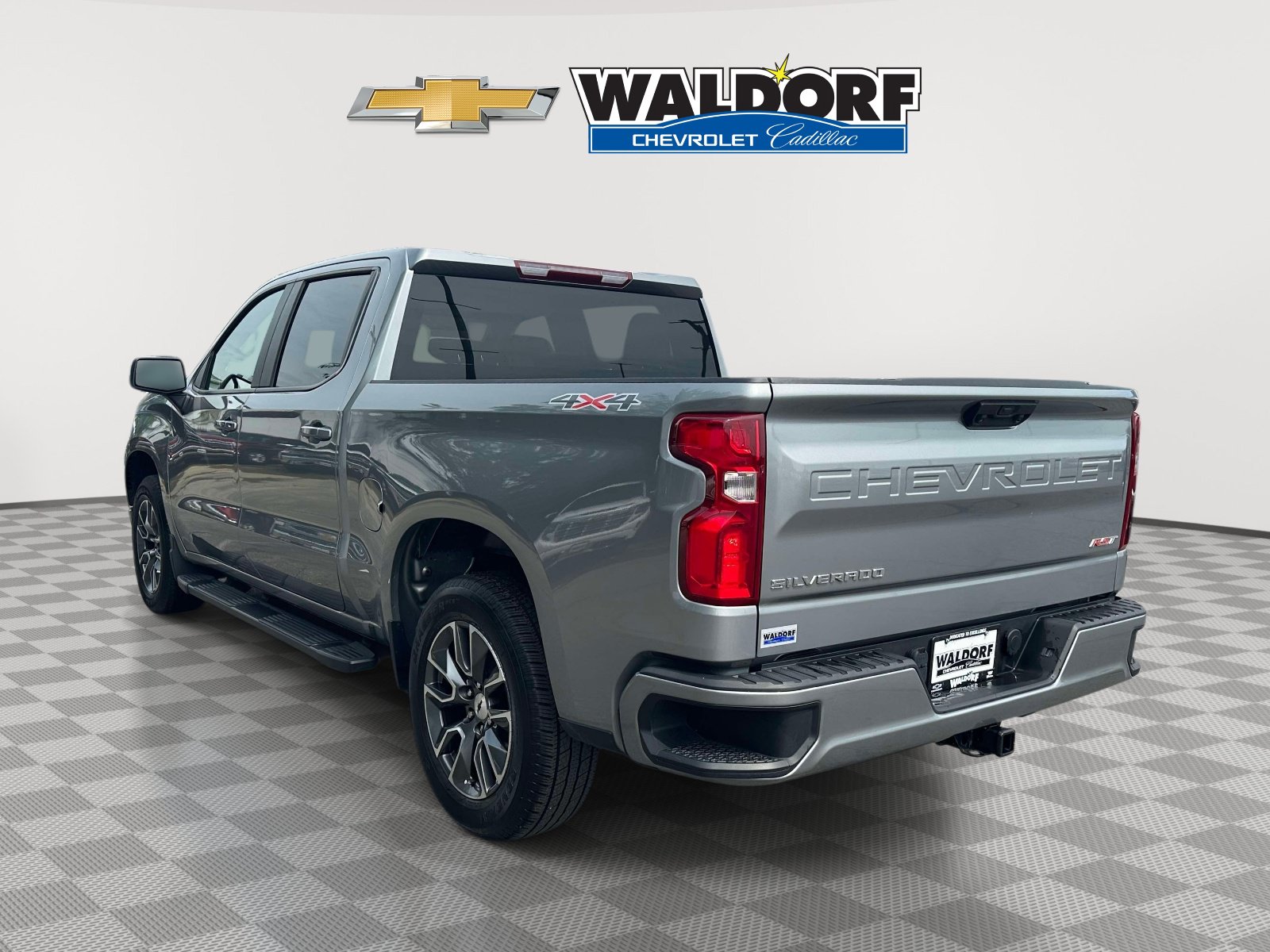 Used 2023 Chevrolet Silverado 1500 RST AWD/4WD image 4