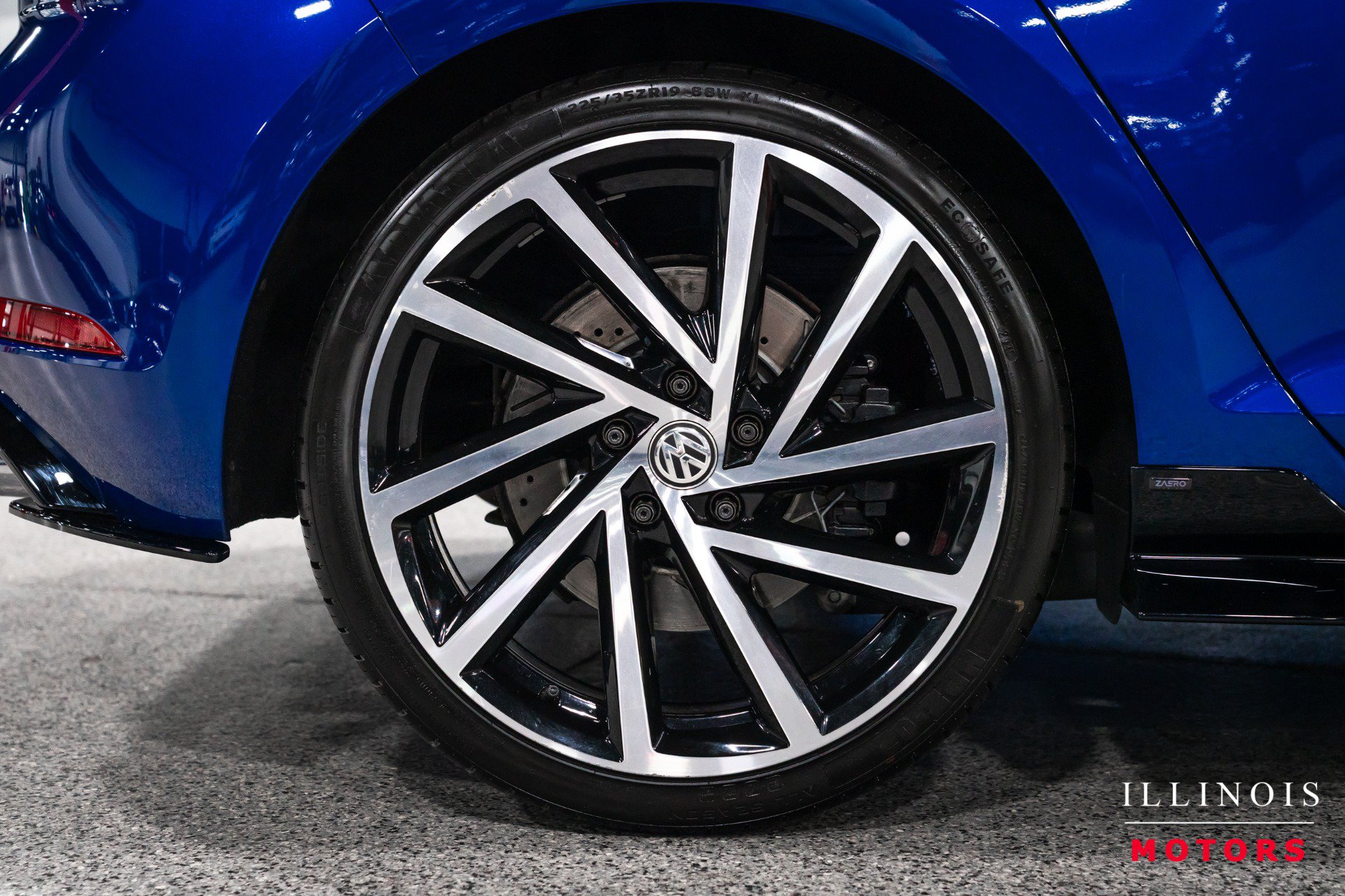 Used 2019 Volkswagen Golf 4-Door AWD/4WD image 11
