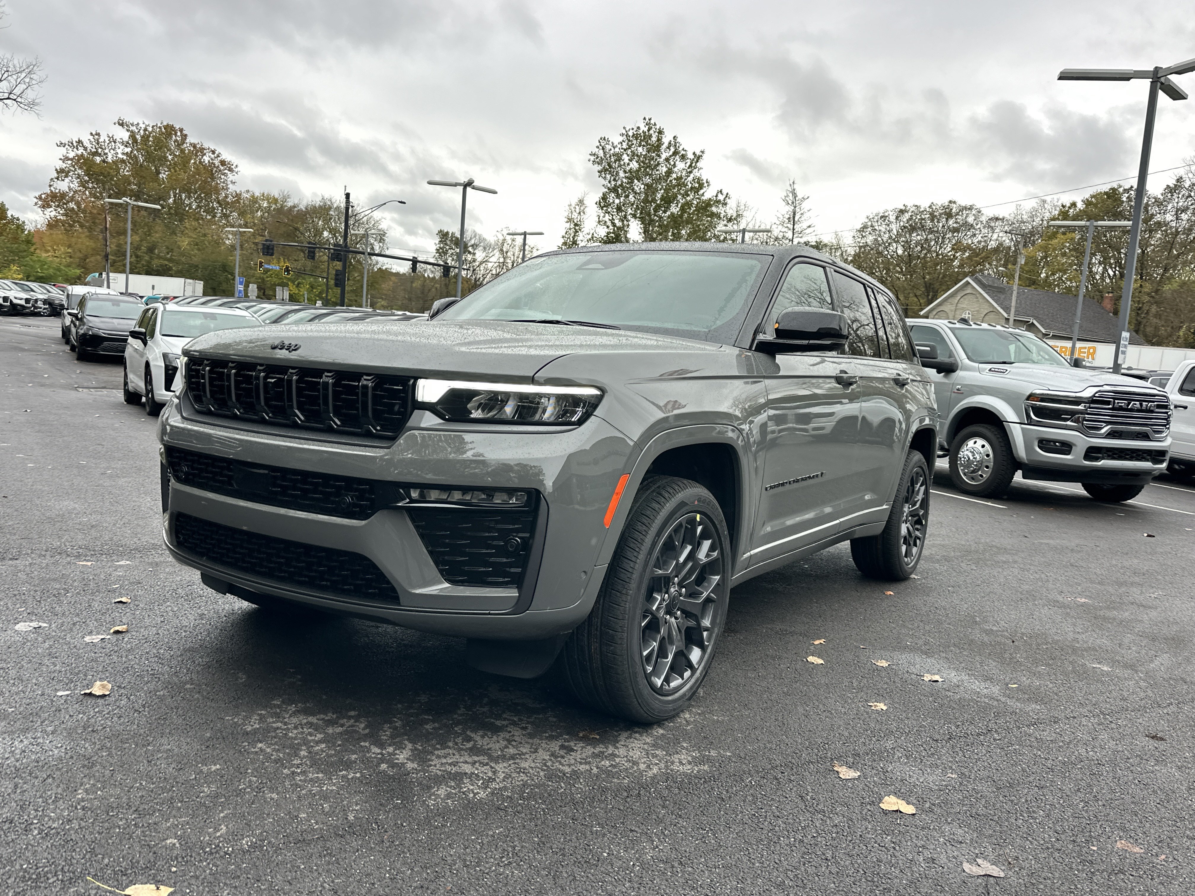 New 2027 Jeep Grand Cherokee Summit AWD/4WD image 23