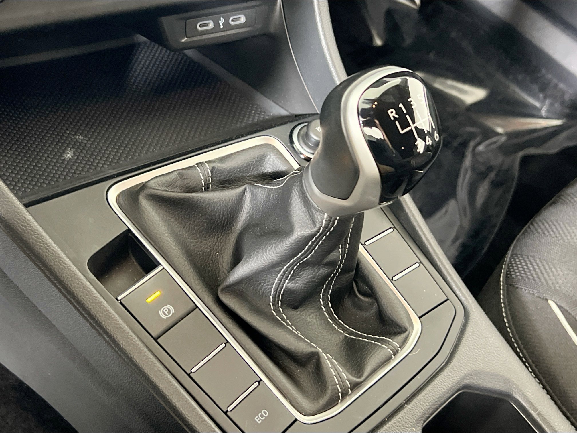 Used 2024 Volkswagen Jetta Sport FWD image 16