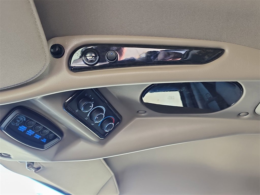 New 2025 GMC Savana 2500 Extended w/ Driver Convenience Package image 28