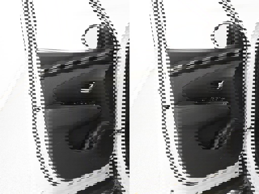 Certified 2024 Hyundai Santa Cruz Limited image 4