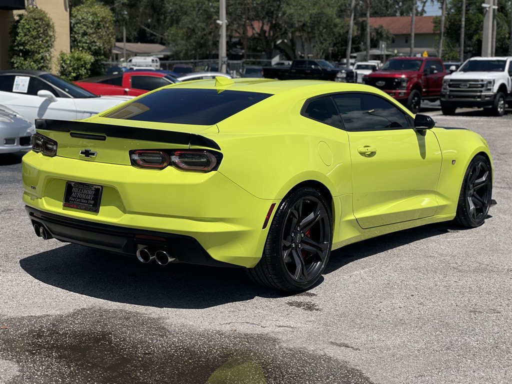 Used 2020 Chevrolet Camaro SS RWD image 24