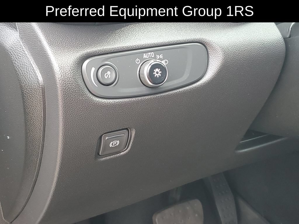 Used 2023 Chevrolet Blazer RS w/ Enhanced Convenience Package AWD/4WD image 9
