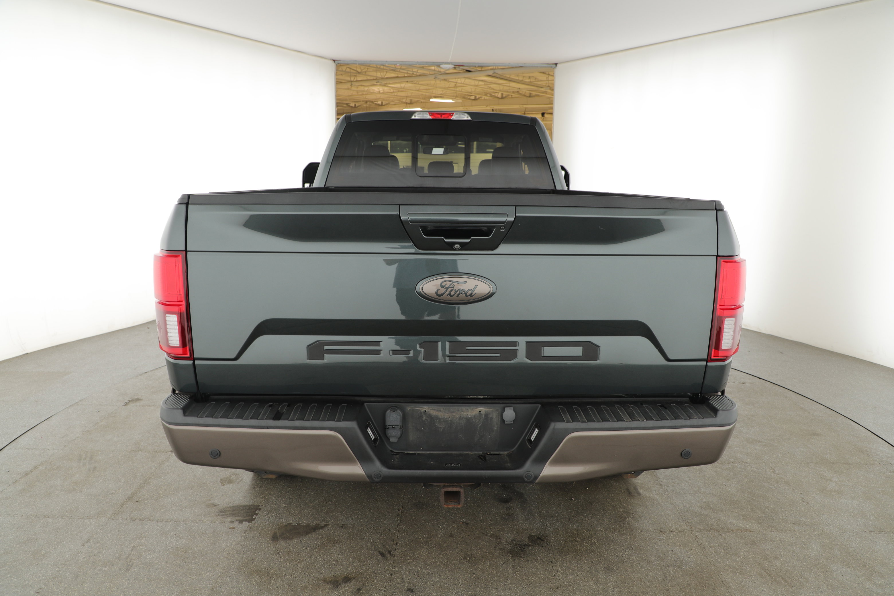 Used 2018 Ford F150 Lariat w/ Equipment Group 501A Mid image 4