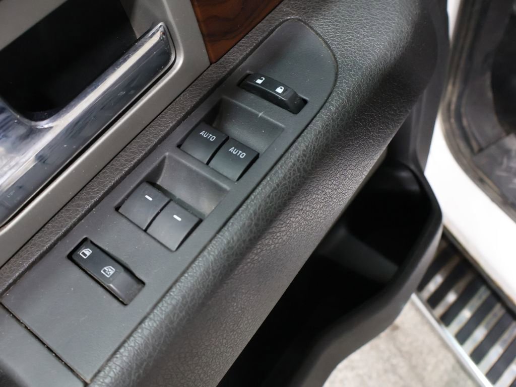 Used 2012 Ford F150 Lariat w/ Lariat Chrome Pkg image 13