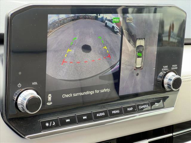 Used 2023 Mitsubishi Outlander SEL image 14