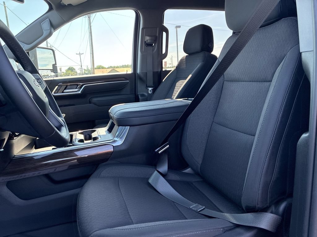 New 2026 Chevrolet Silverado 2500 LT w/ Safety Package AWD/4WD image 11