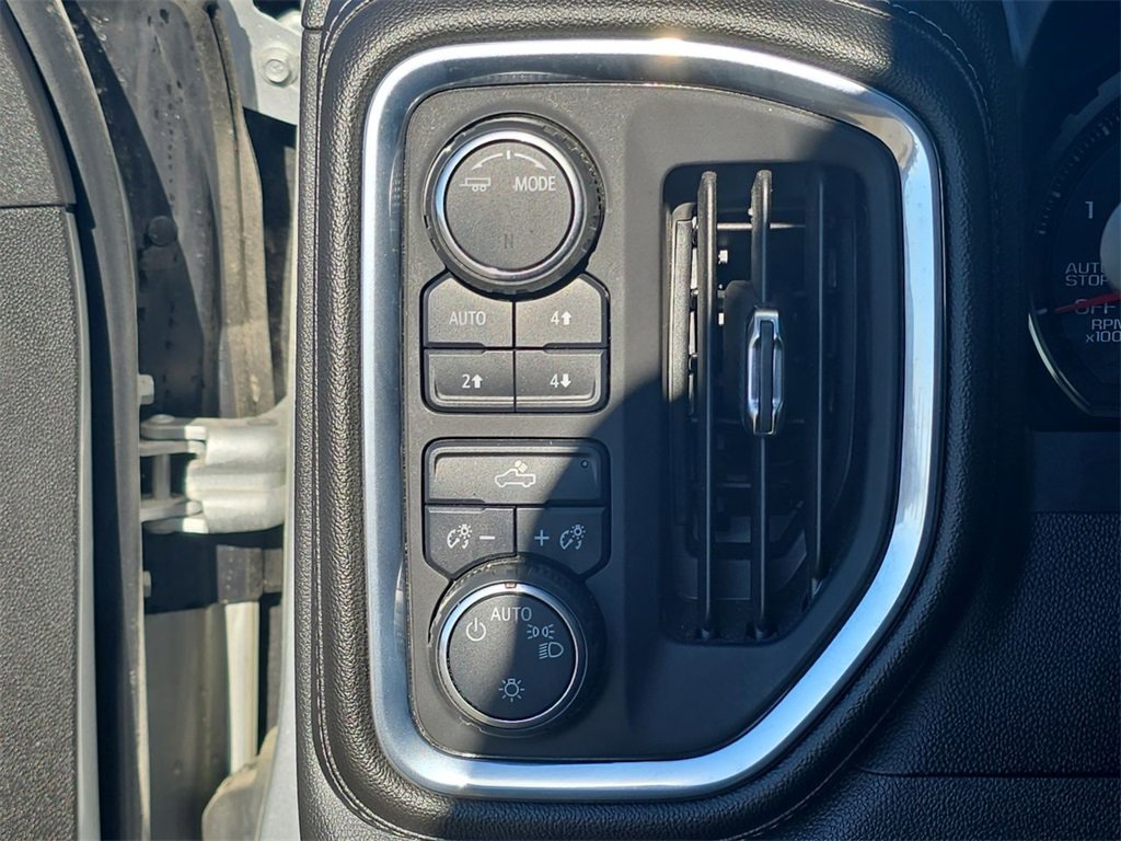 Certified 2020 Chevrolet Silverado 1500 LT w/ All-Star Edition image 18