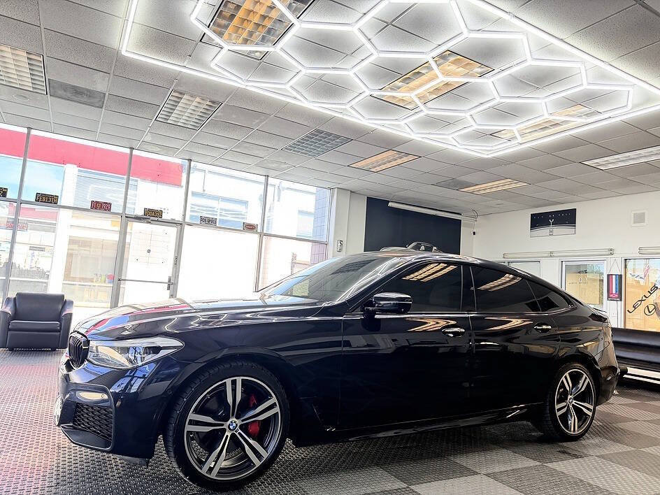 Used 2018 BMW 640i Gran Turismo xDrive AWD/4WD image 1