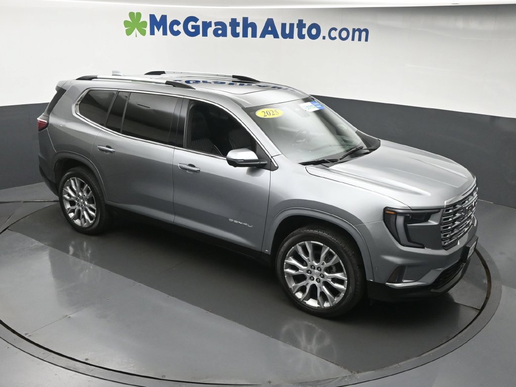 Used 2025 GMC Acadia Denali w/ Super Cruise Package AWD/4WD image 3
