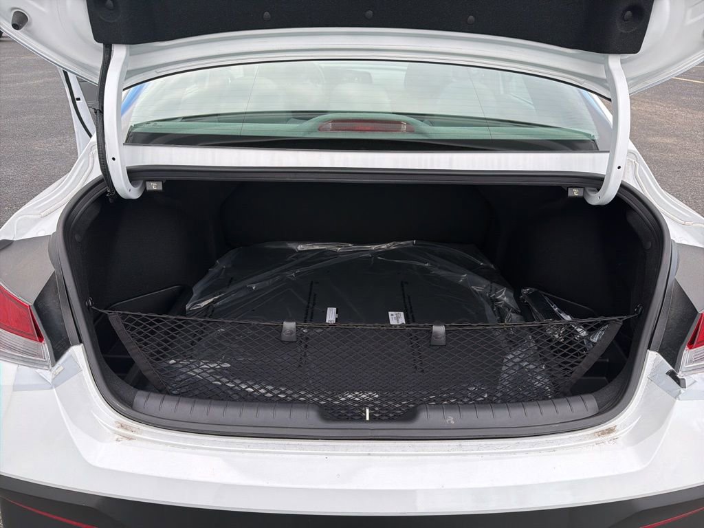 New 2025 Hyundai Elantra Sport image 22