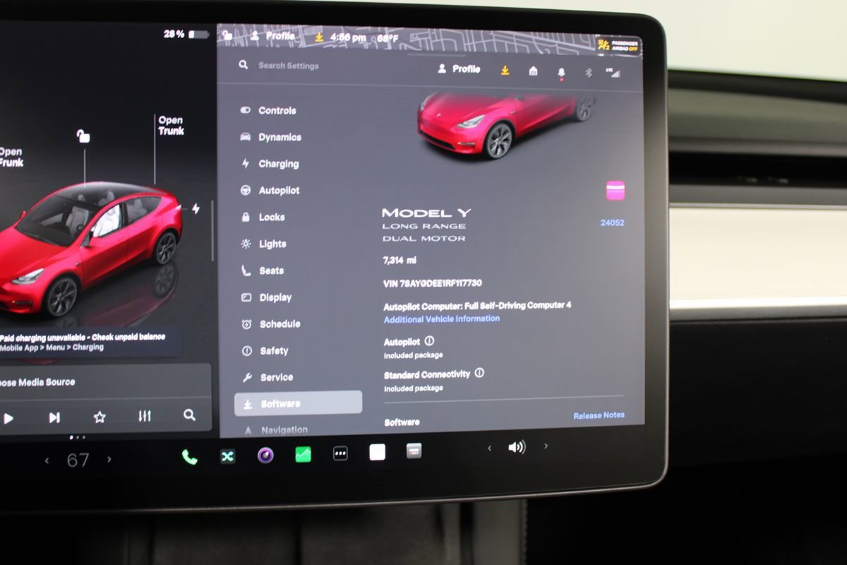Used 2024 Tesla Model Y Long Range image 14